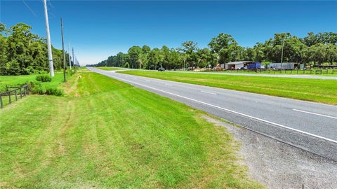 Tiny photo for 15450 NE Highway 27 Alt, Williston, FL 32696 (MLS # OM730635)