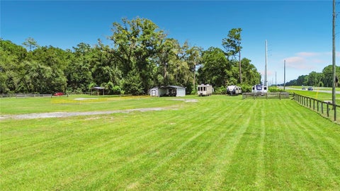 Tiny photo for 15450 NE Highway 27 Alt, Williston, FL 32696 (MLS # OM730635)