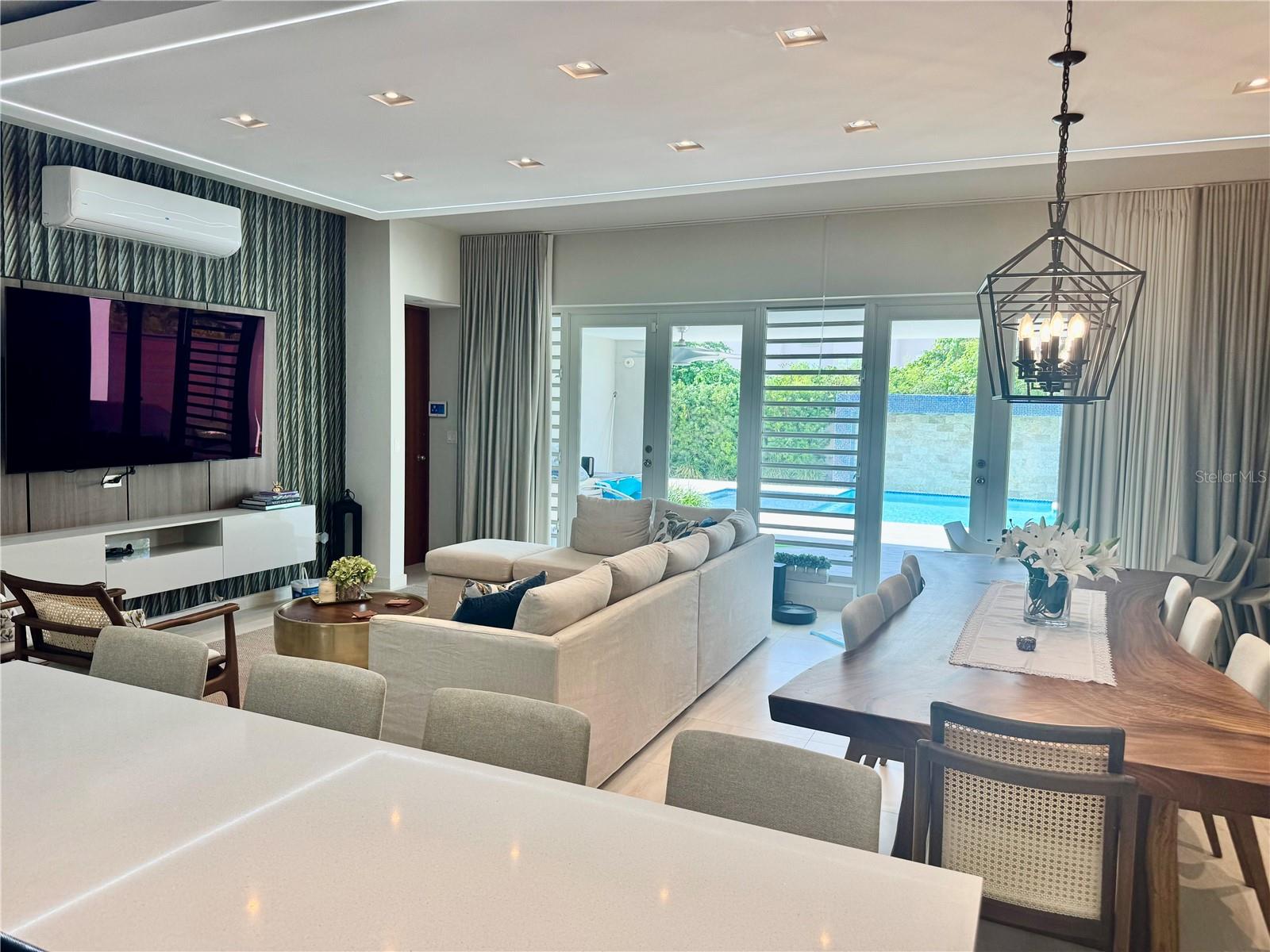 URB. OCEAN FOREST - Residential