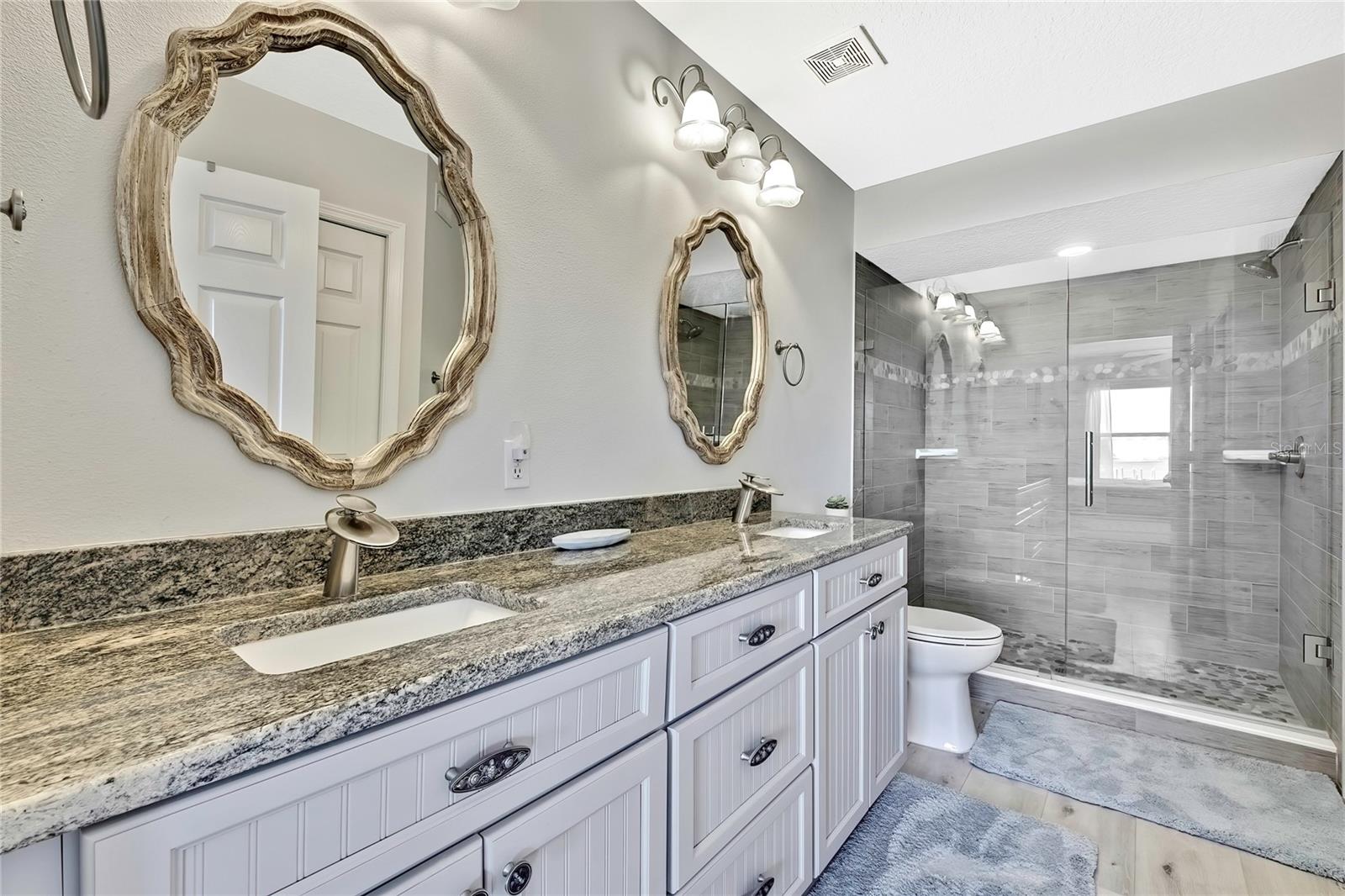 RIVER COVE LANDINGS CONDO - Residential