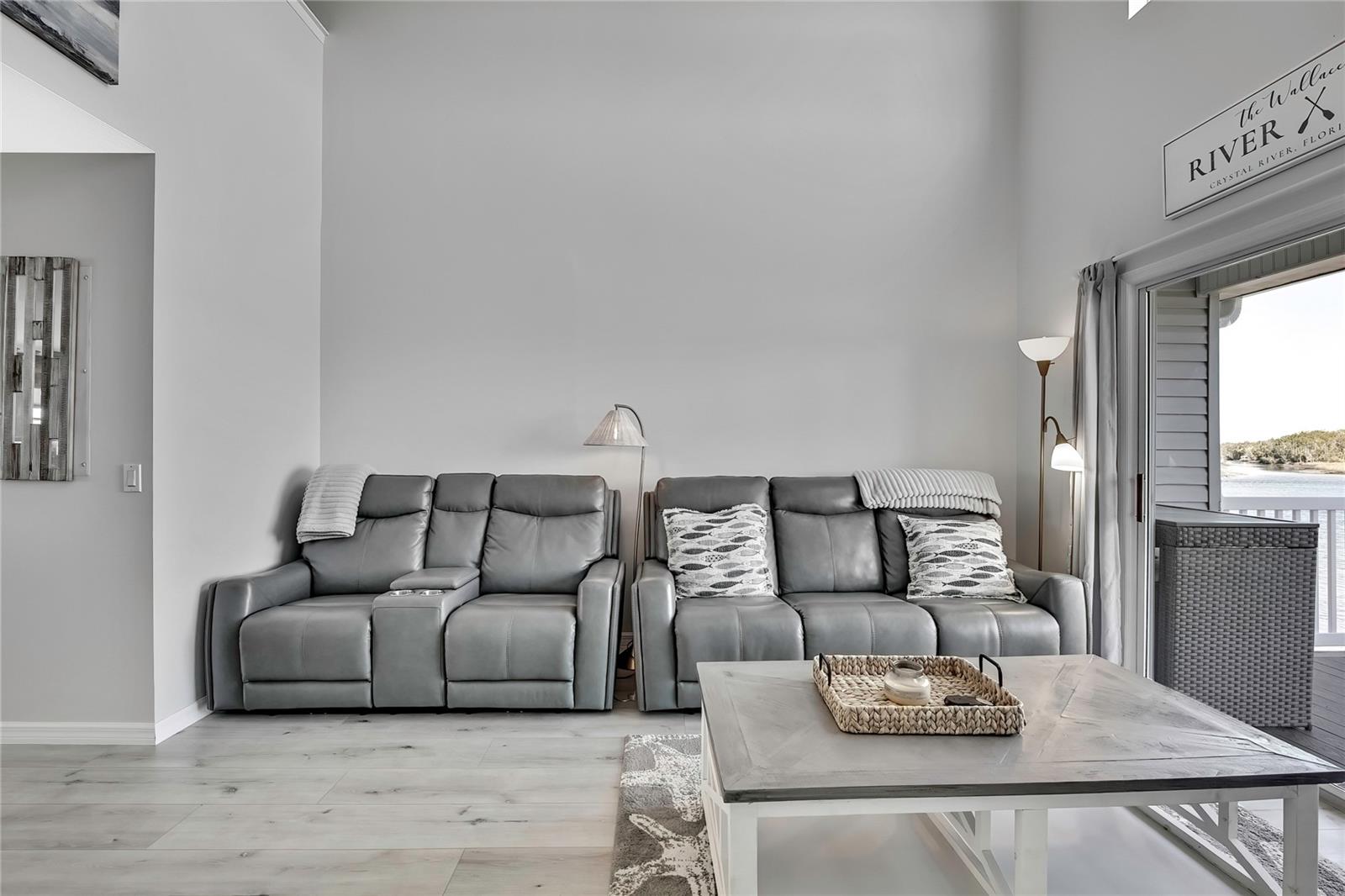 RIVER COVE LANDINGS CONDO - Residential