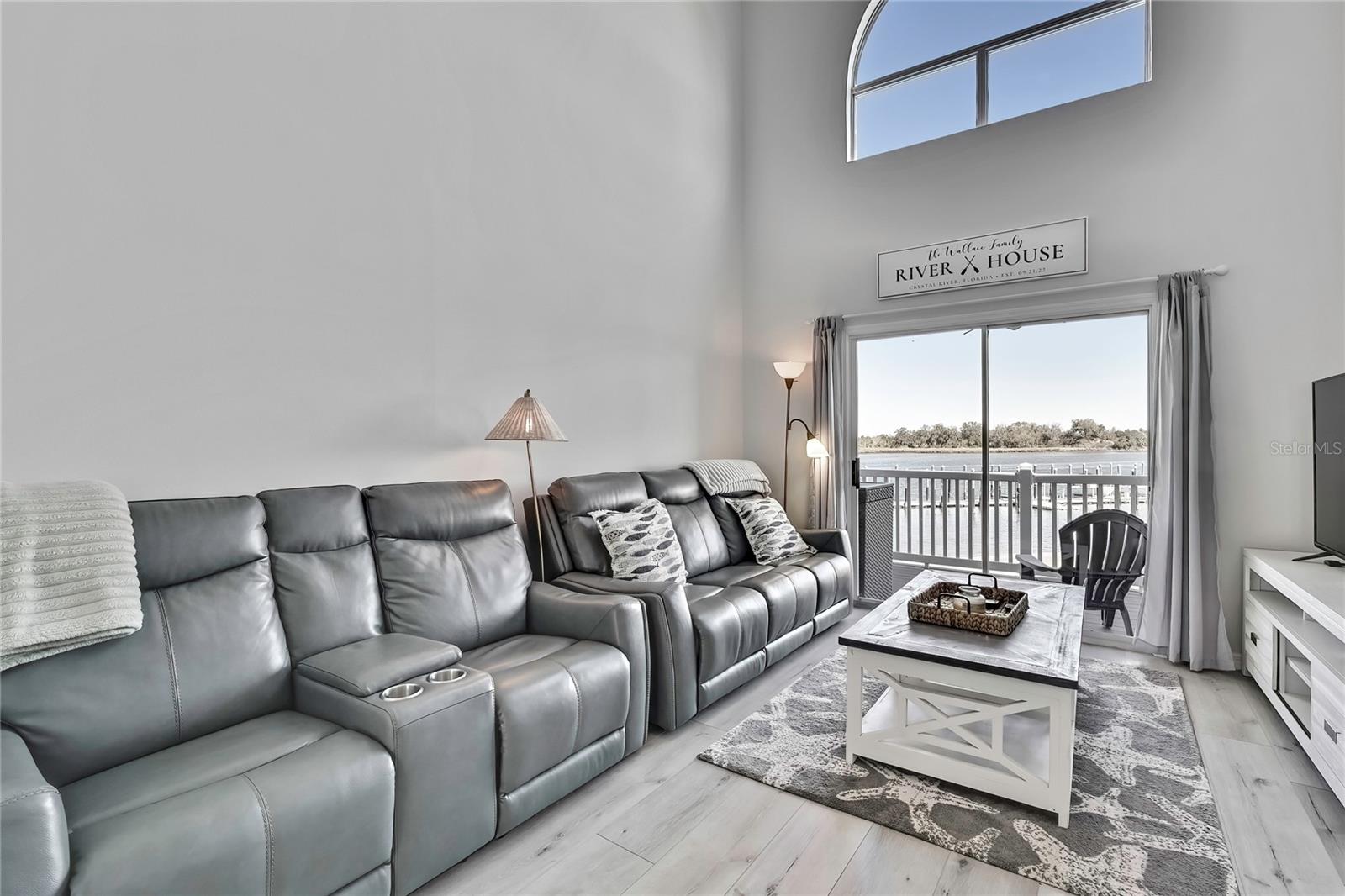 RIVER COVE LANDINGS CONDO - Residential