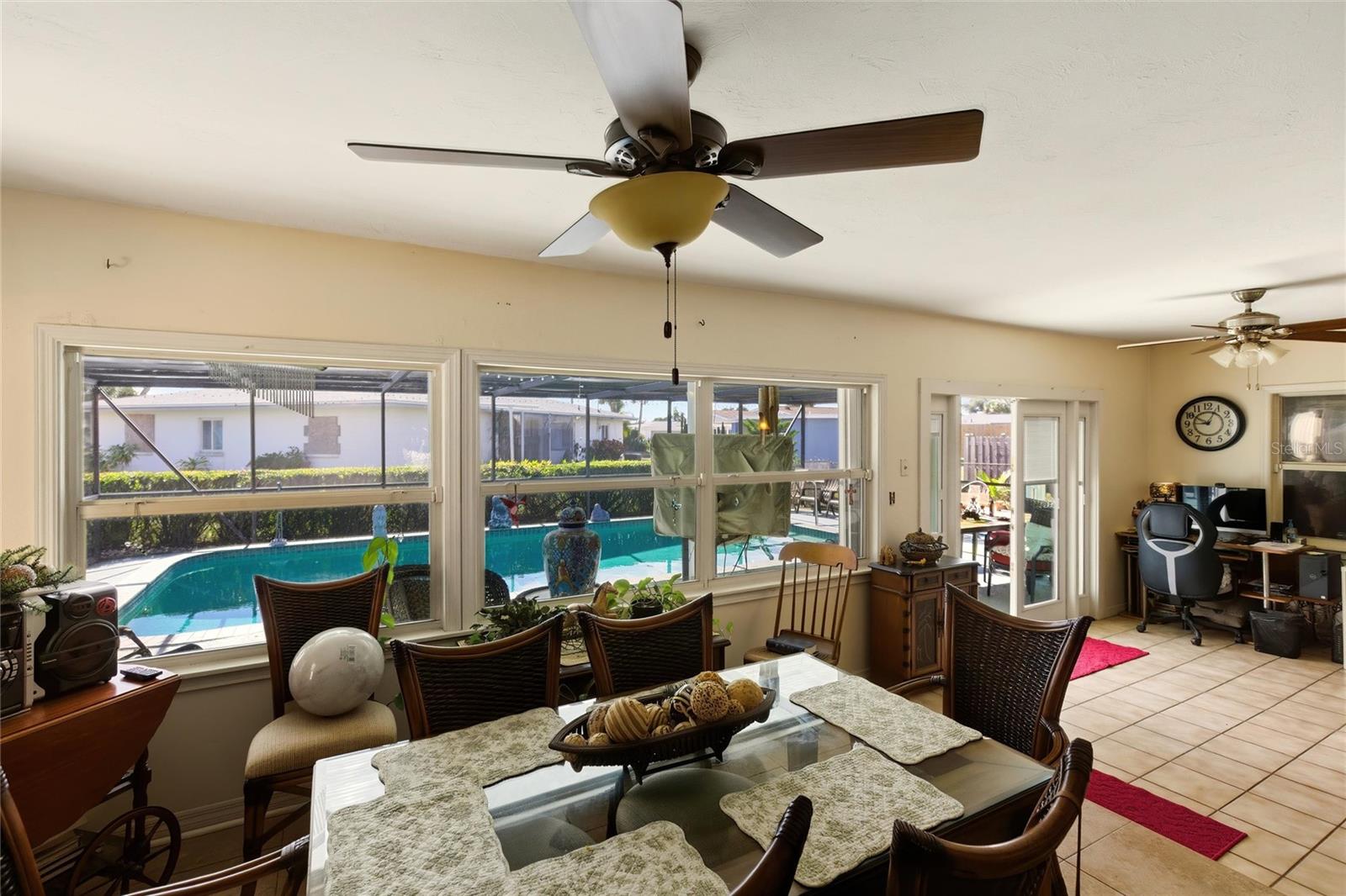 VENICE GARDENS - Residential