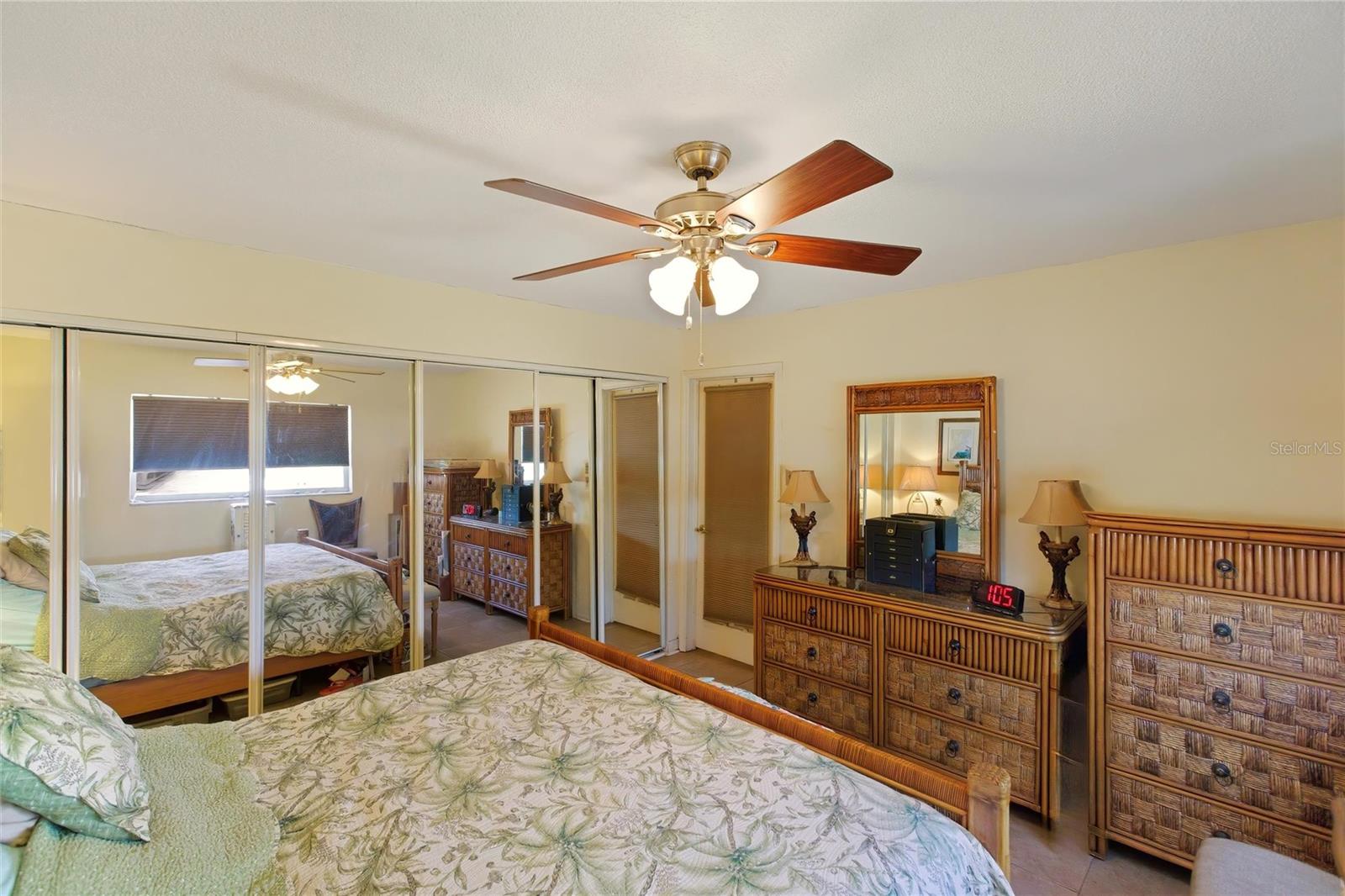 VENICE GARDENS - Residential