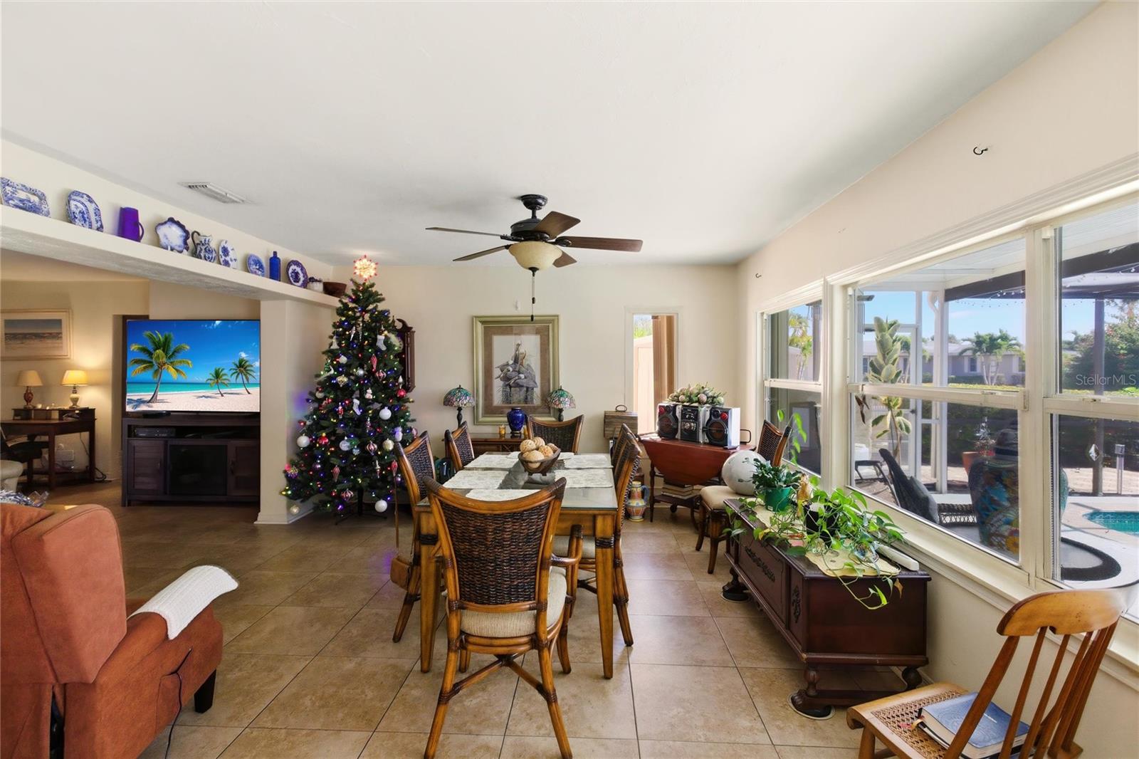 VENICE GARDENS - Residential