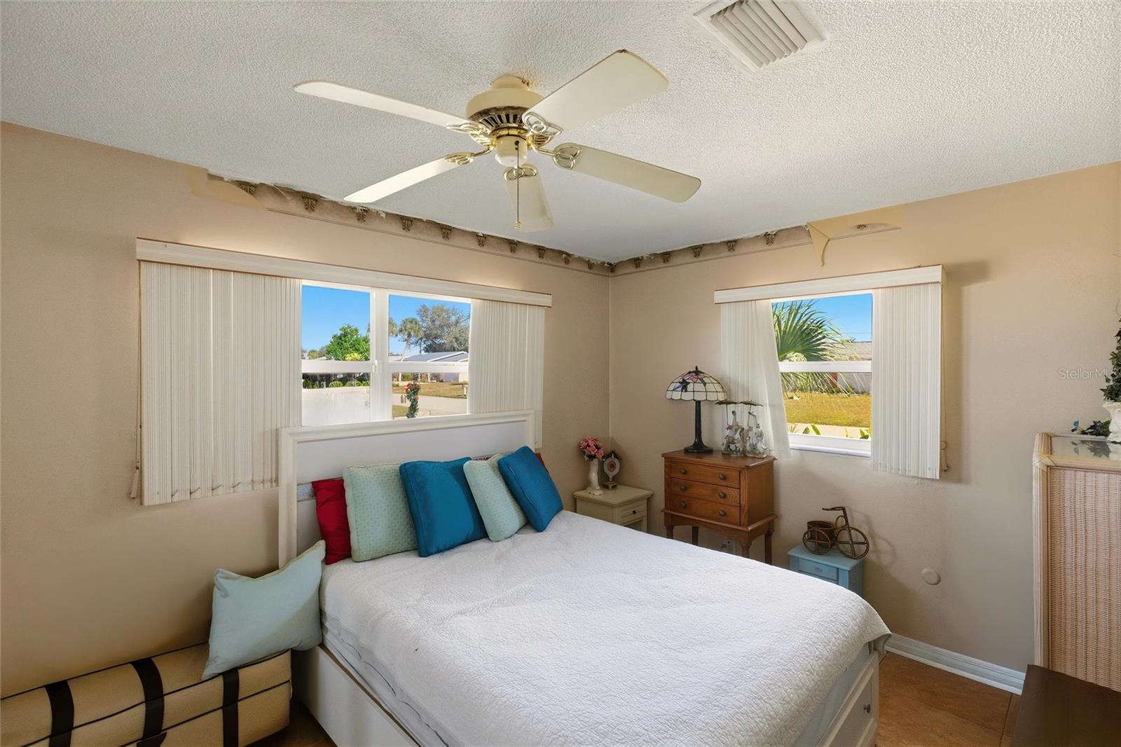 VENICE GARDENS - Residential