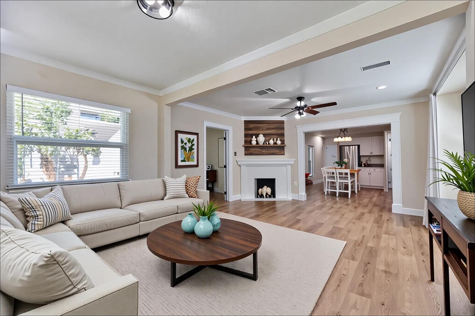 BAYOU VIEW - Residential Lease