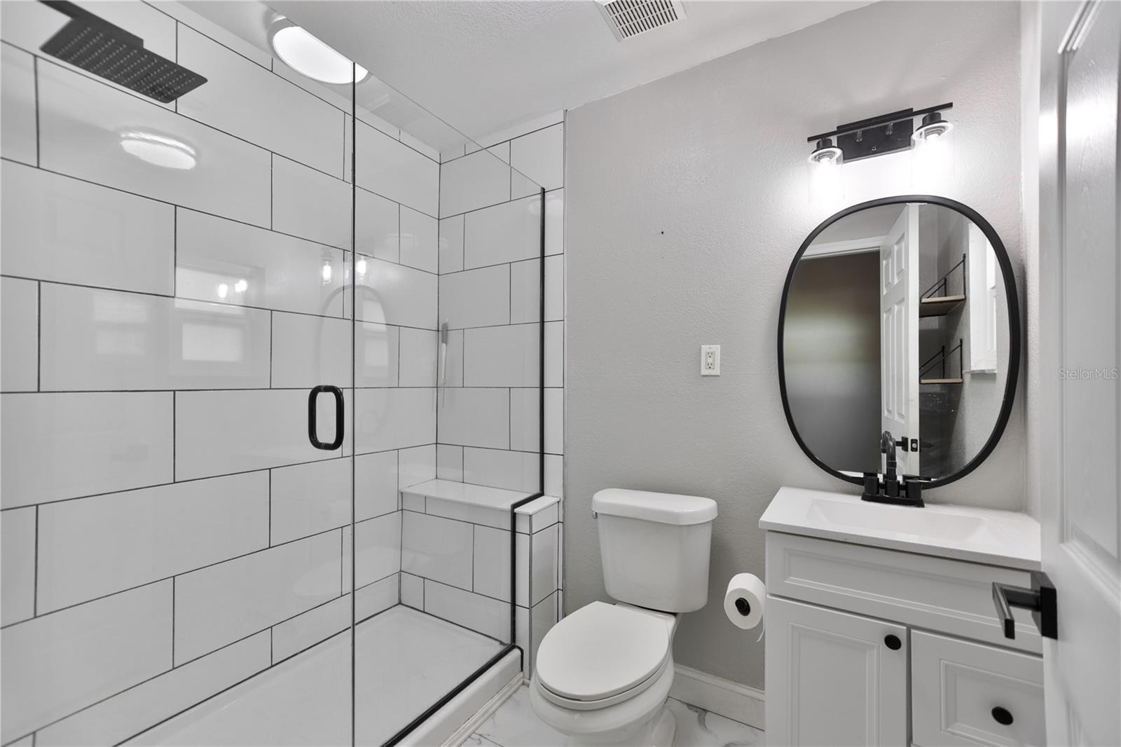 BAYOU VIEW - Residential Lease