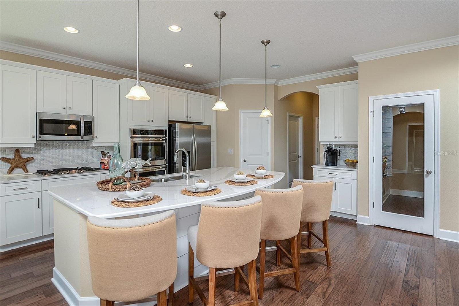 3547 CYNTHIA LANE