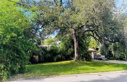 Photo of 2947 Hickory Drive, Largo, FL 33770 (MLS # TB8485038)
