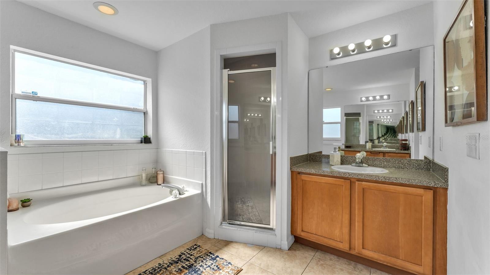 MISSION HILLS - Residential