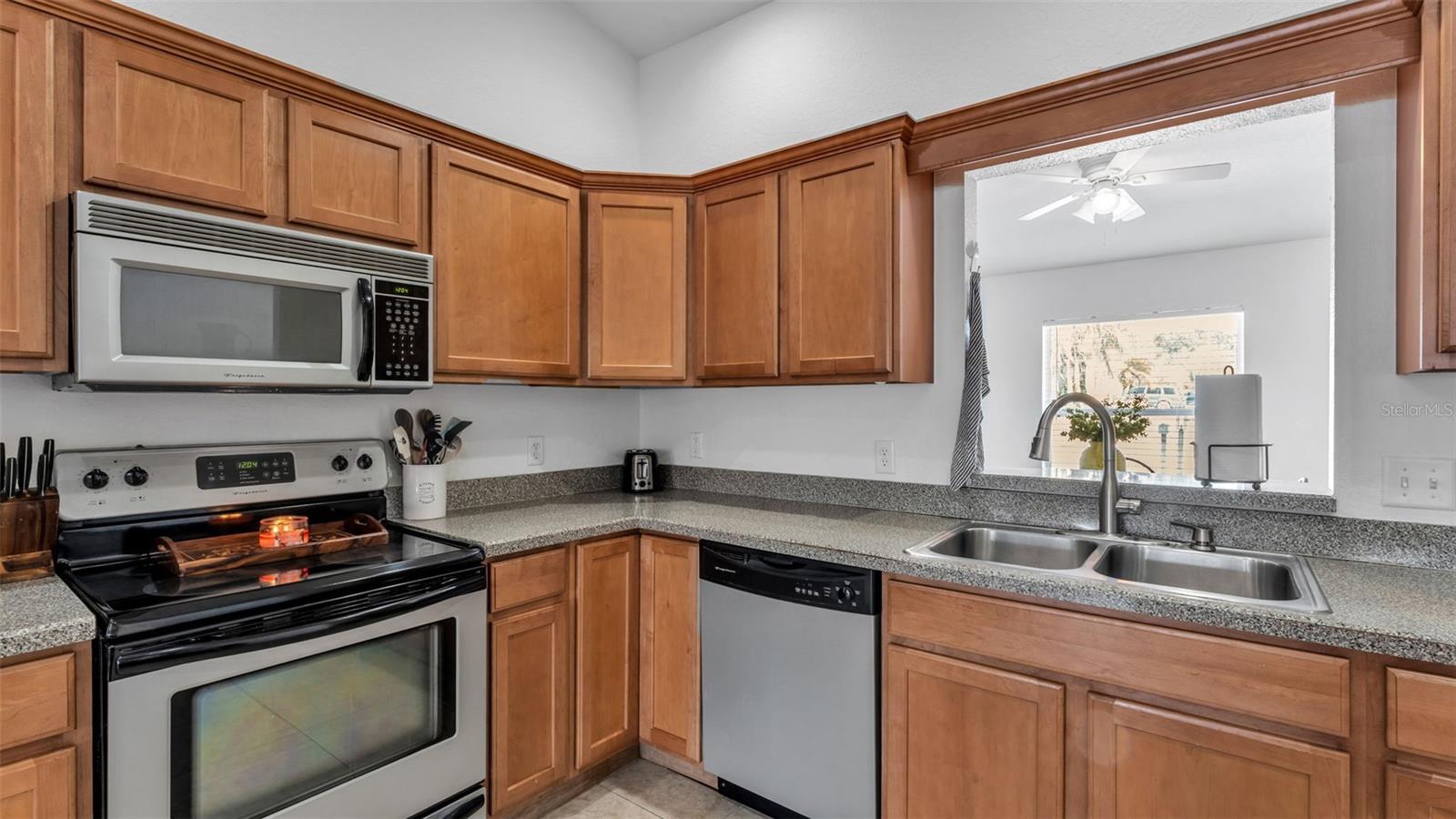 MISSION HILLS - Residential