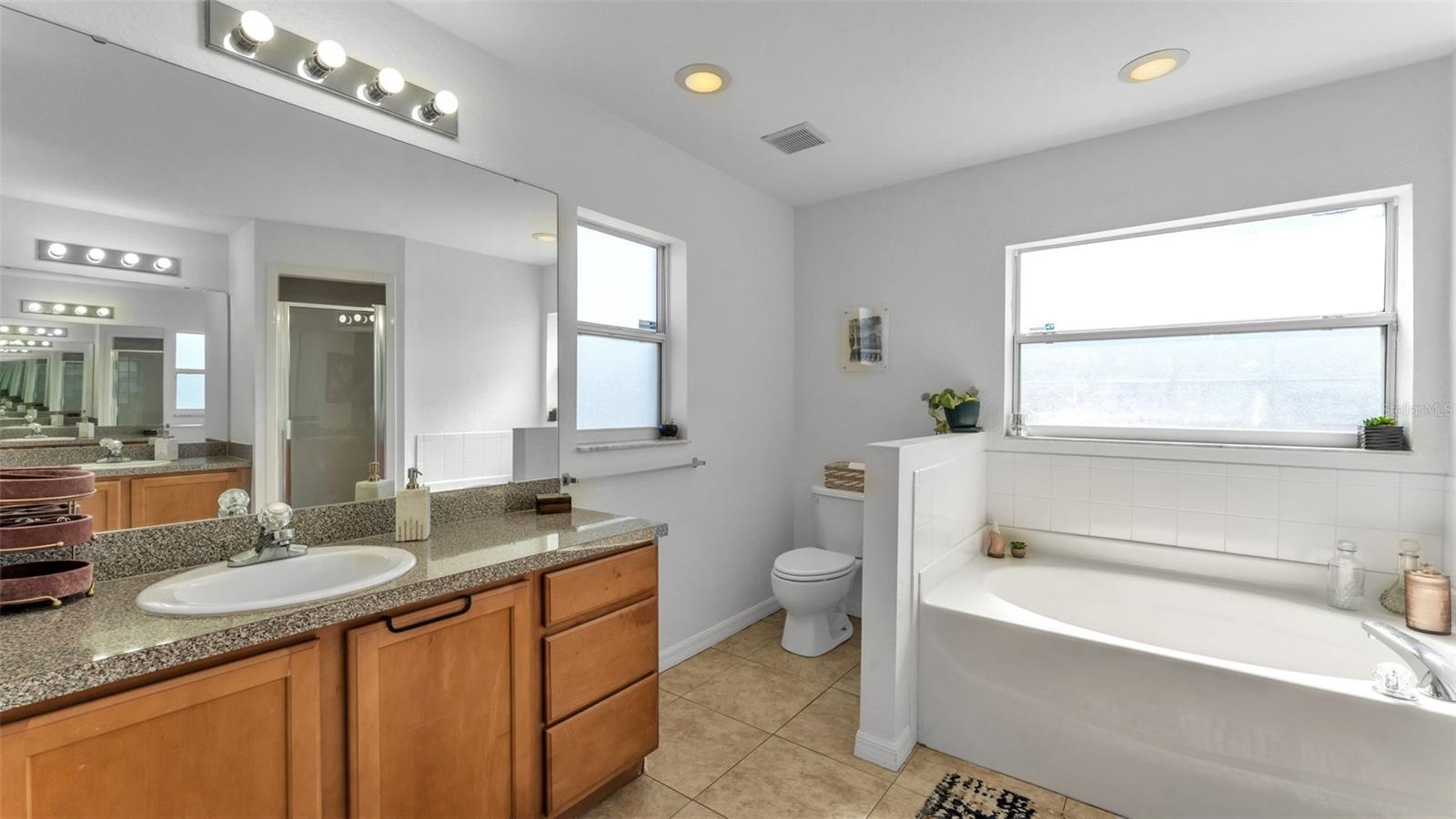 MISSION HILLS - Residential