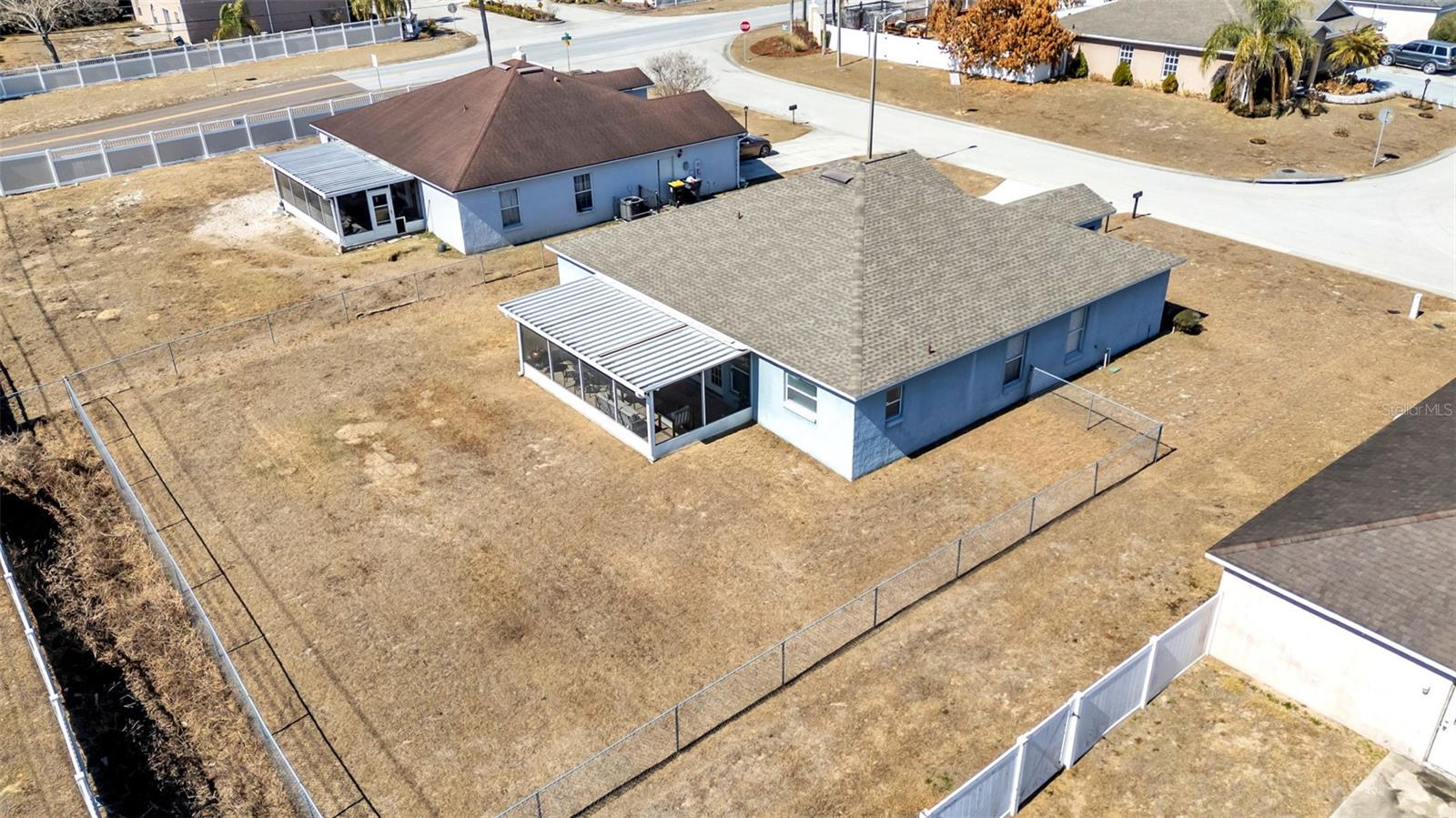 MISSION HILLS - Residential