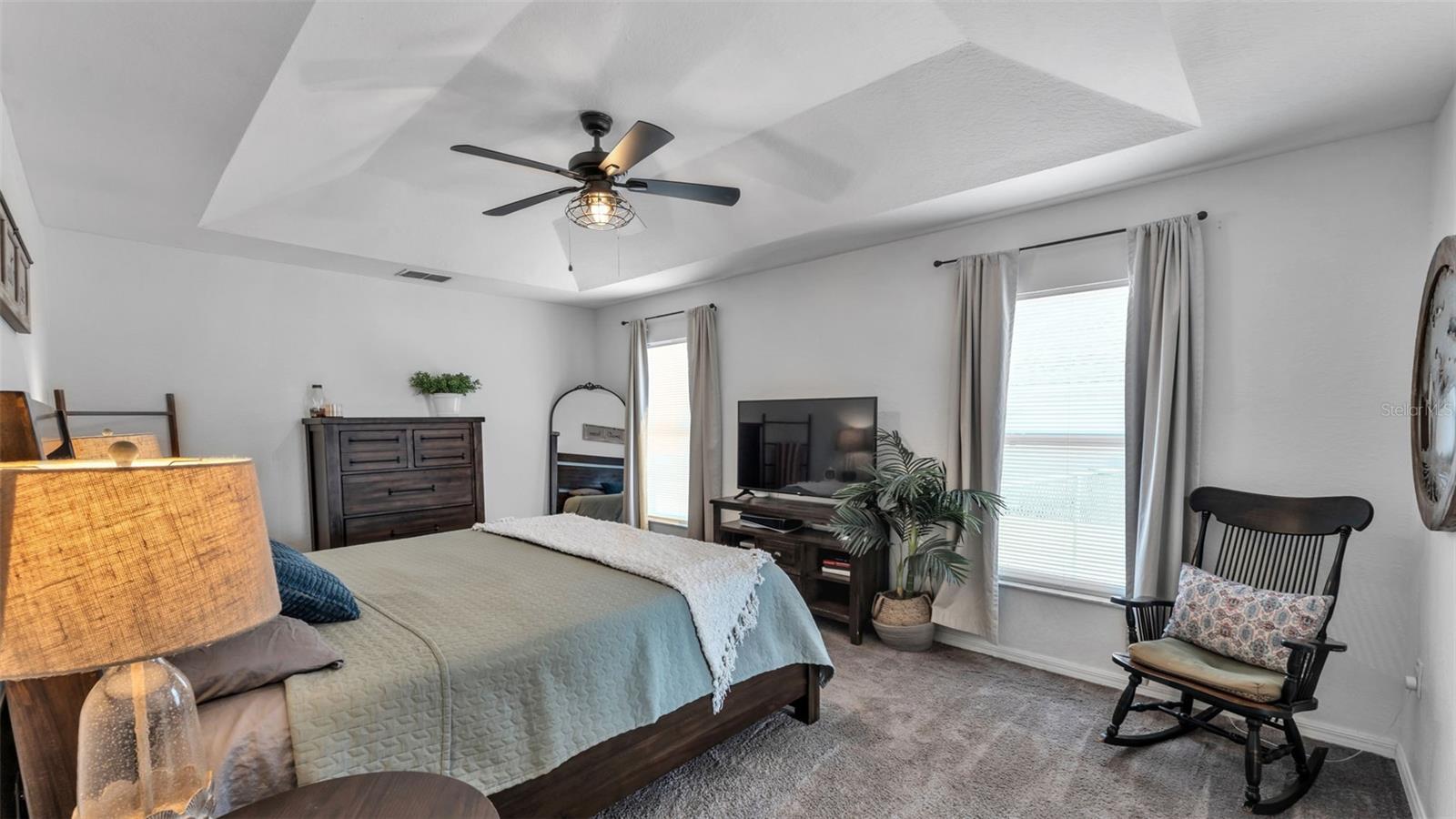 MISSION HILLS - Residential