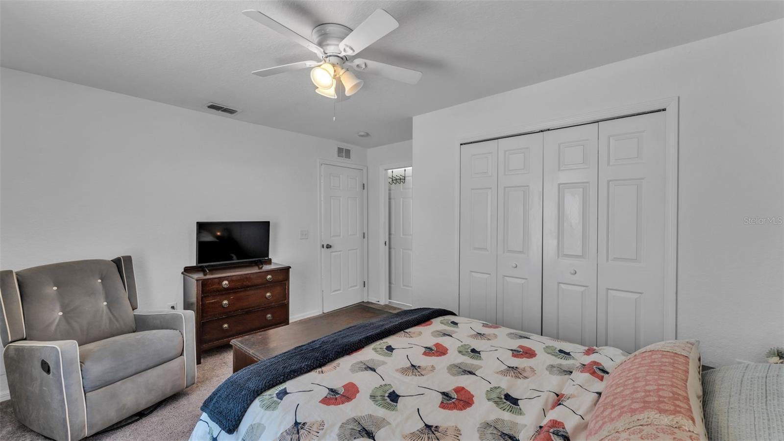 MISSION HILLS - Residential