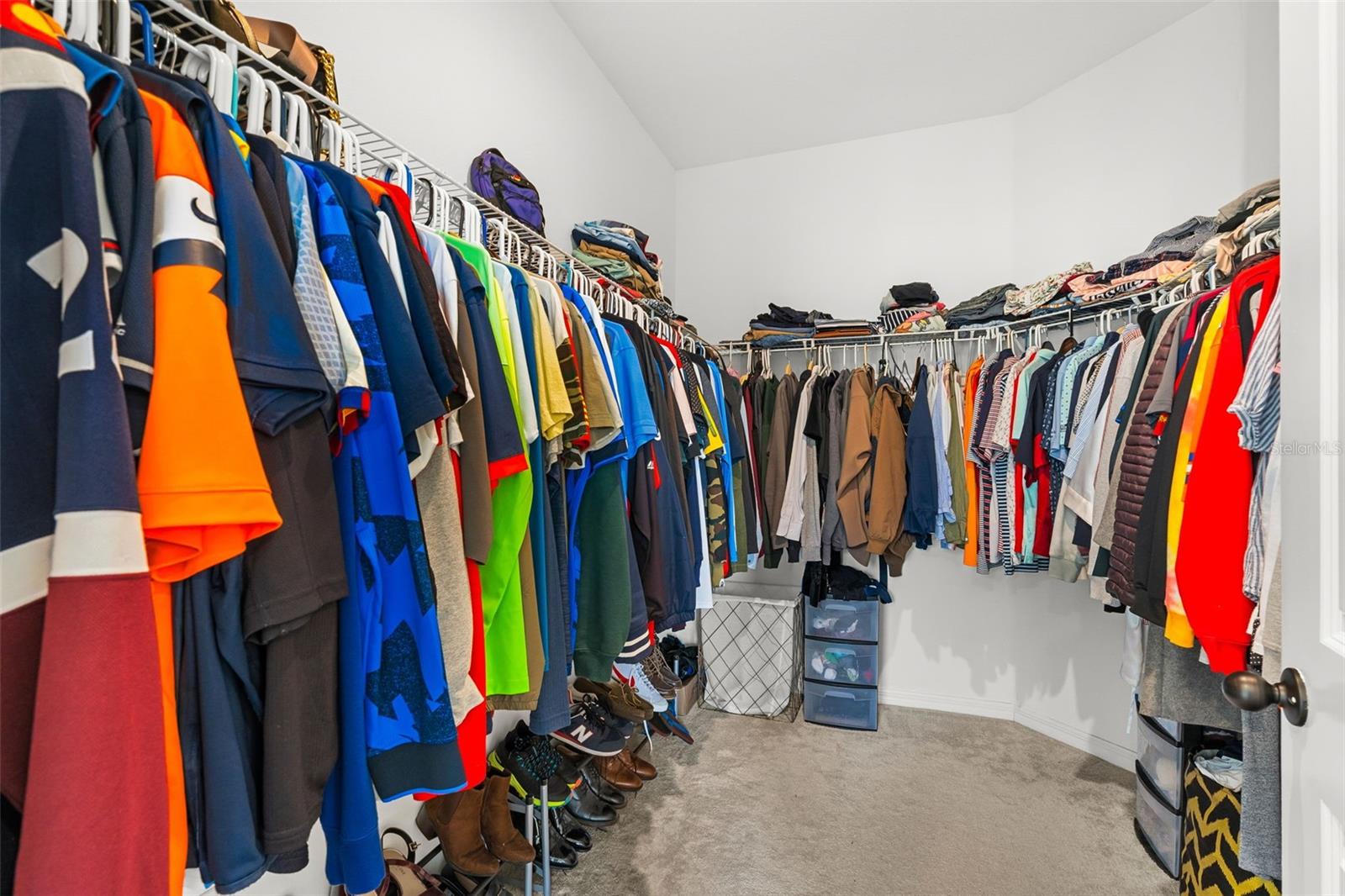 LAKESIDE PH 3 - Residential