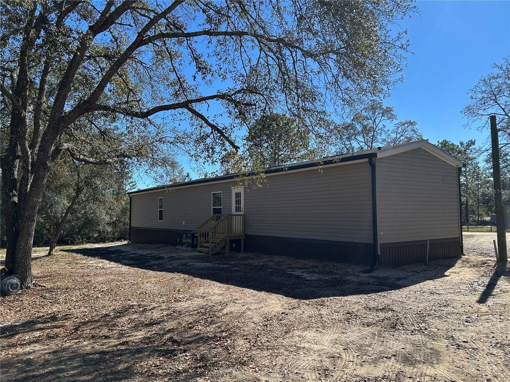 Photo of 13751 NE 5th Street, Williston, FL 32696 (MLS # OM715025)