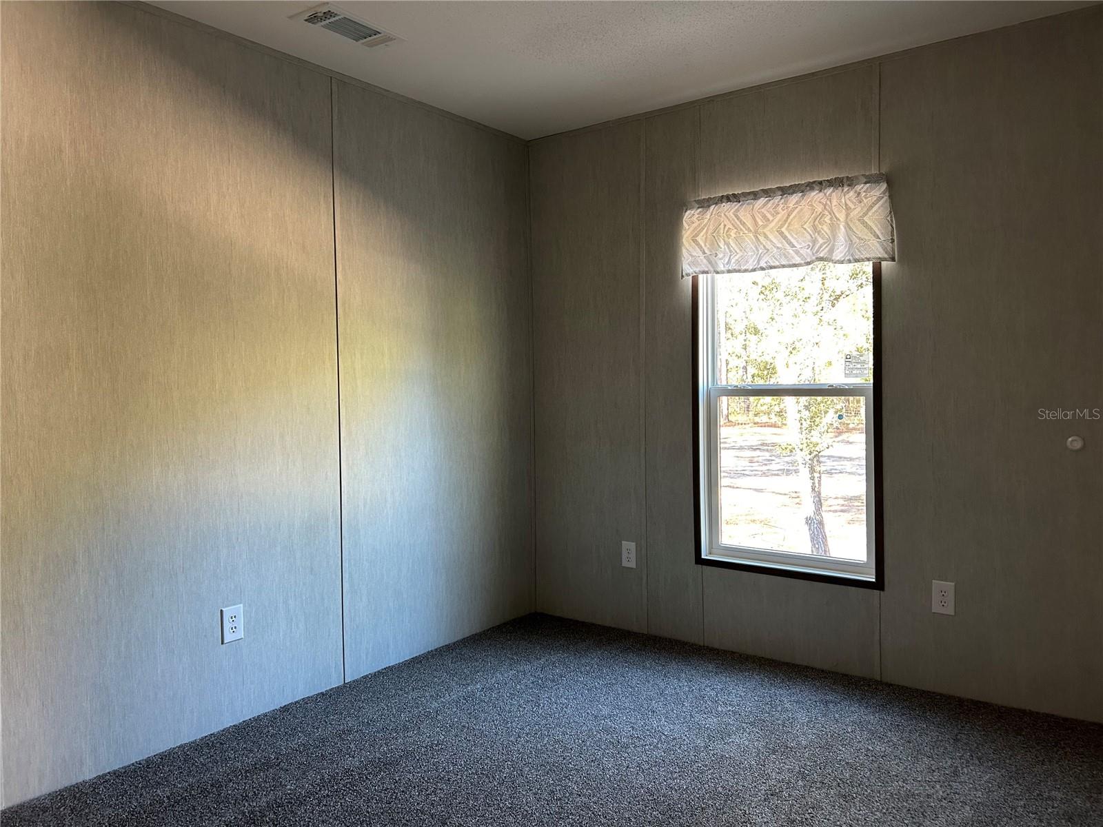 WILLISTON HLNDS 12 - Residential