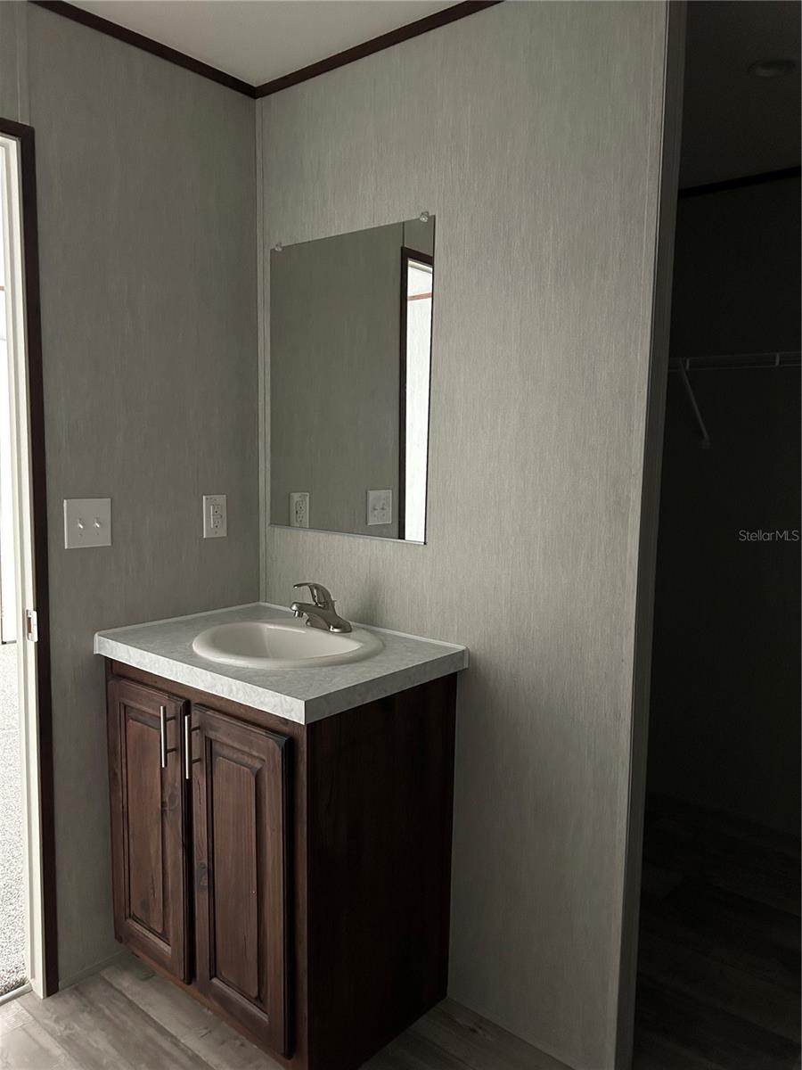 WILLISTON HLNDS 12 - Residential