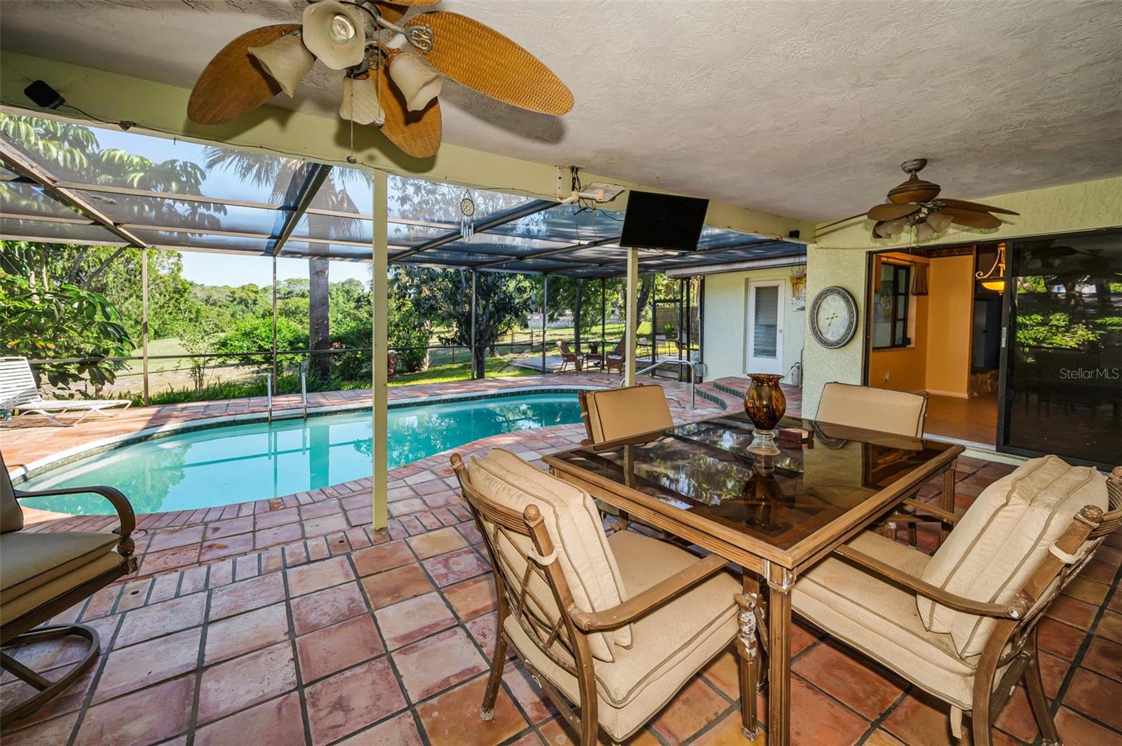 WESTLAKE VILLAGE PART REP OF BLK 8 - Residential