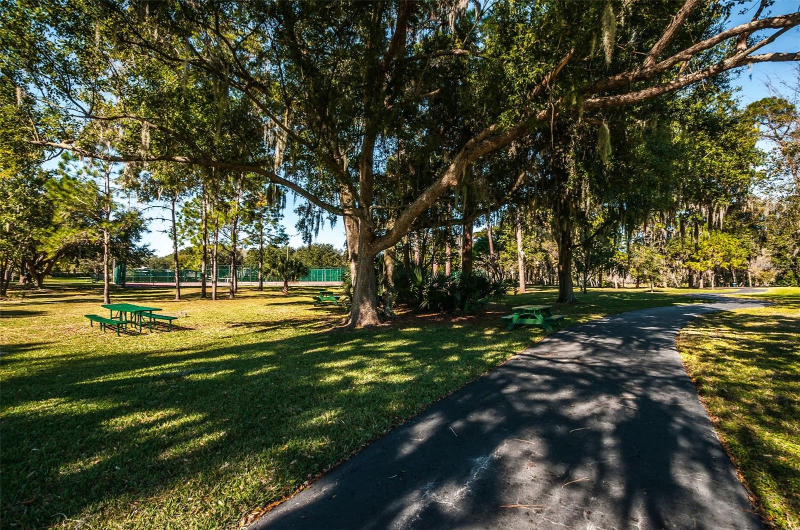 WESTLAKE VILLAGE PART REP OF BLK 8 - Residential