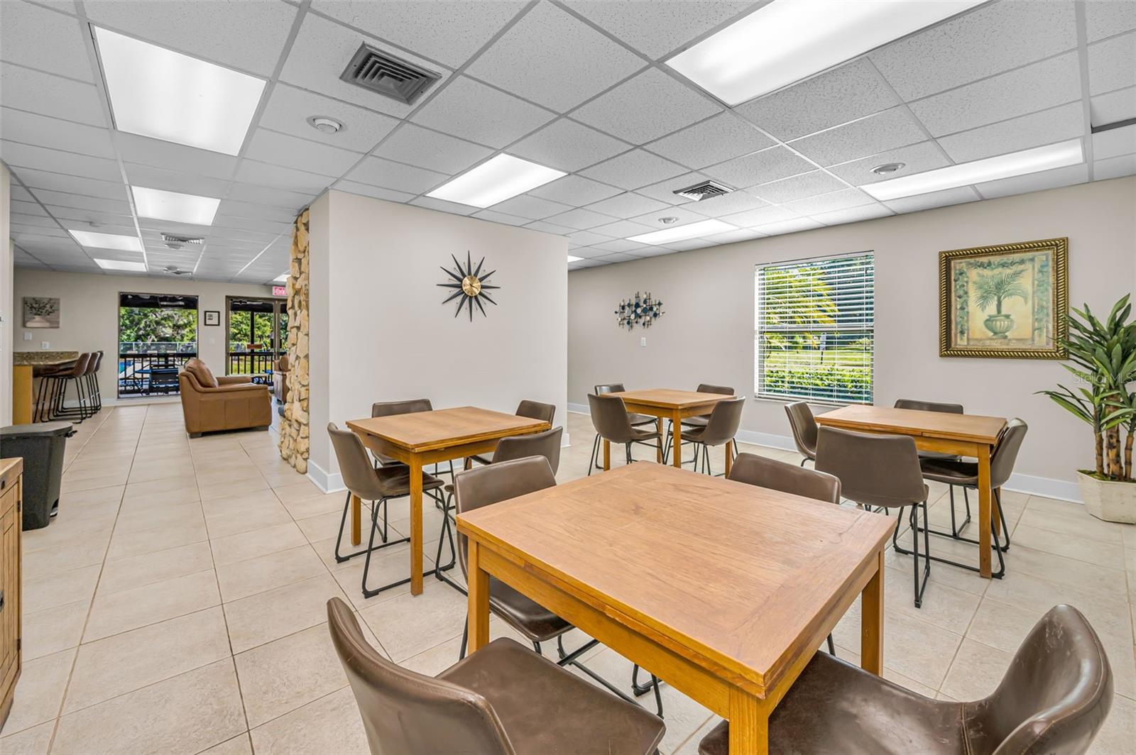 WESTLAKE VILLAGE PART REP OF BLK 8 - Residential