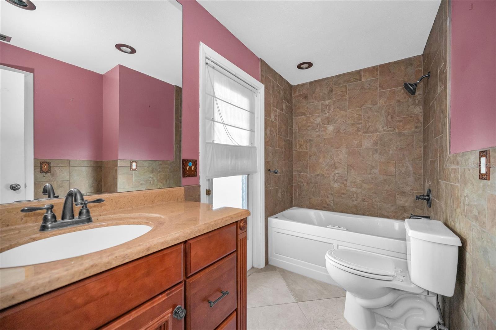 WESTLAKE VILLAGE PART REP OF BLK 8 - Residential