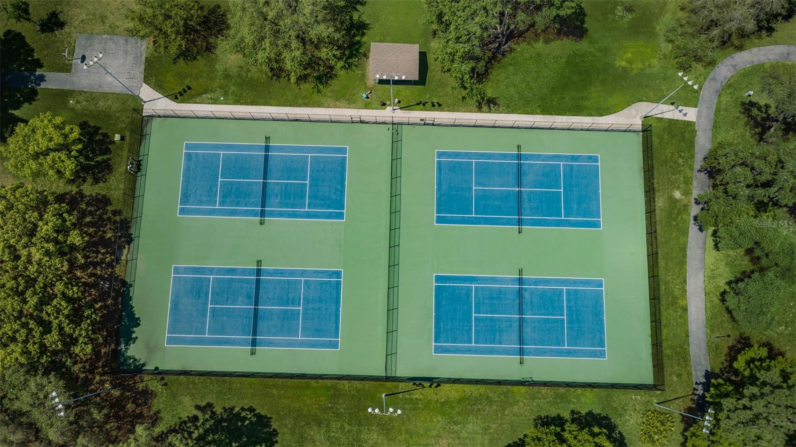 WESTLAKE VILLAGE PART REP OF BLK 8 - Residential