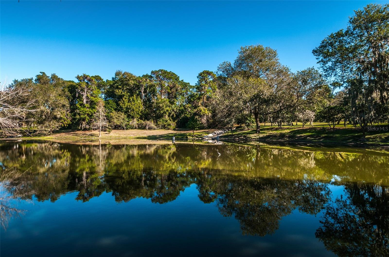 WESTLAKE VILLAGE PART REP OF BLK 8 - Residential