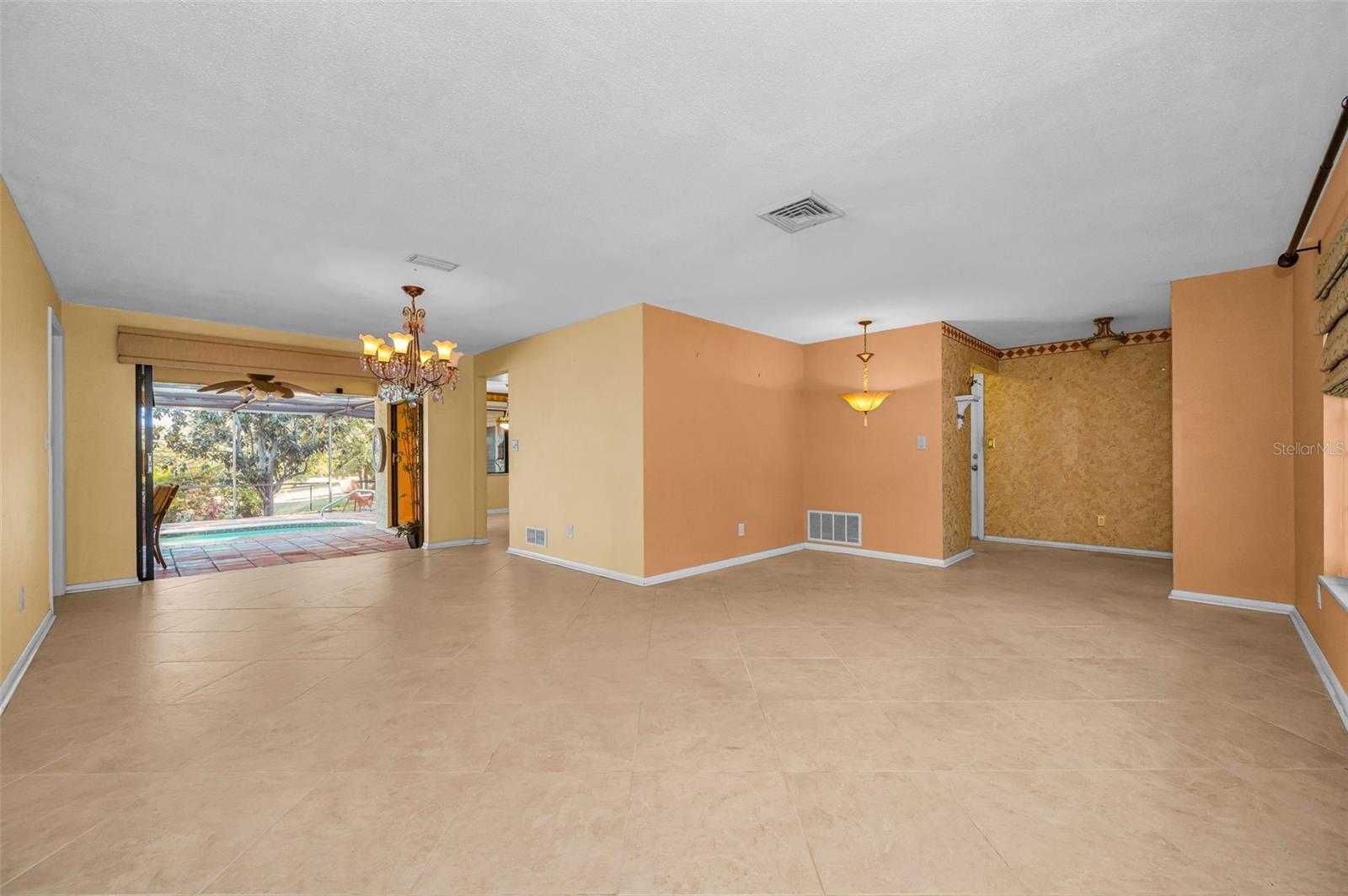 WESTLAKE VILLAGE PART REP OF BLK 8 - Residential