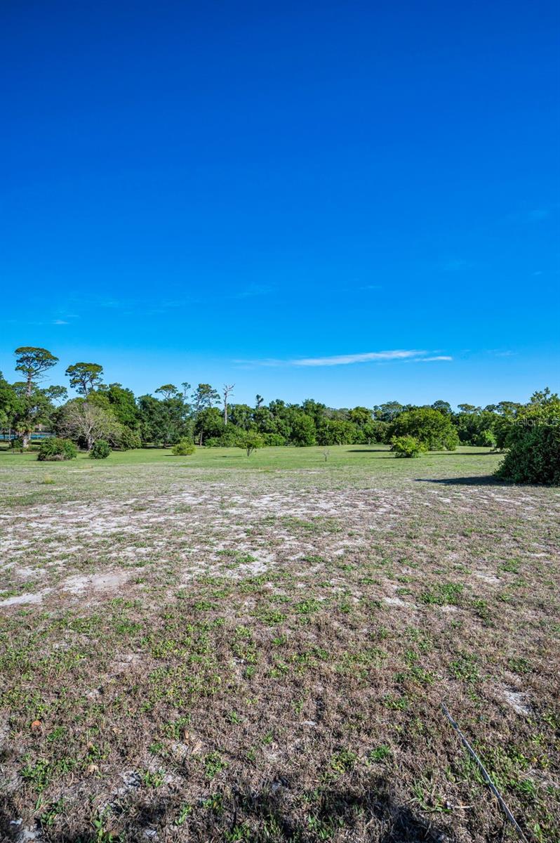 WESTLAKE VILLAGE PART REP OF BLK 8 - Residential