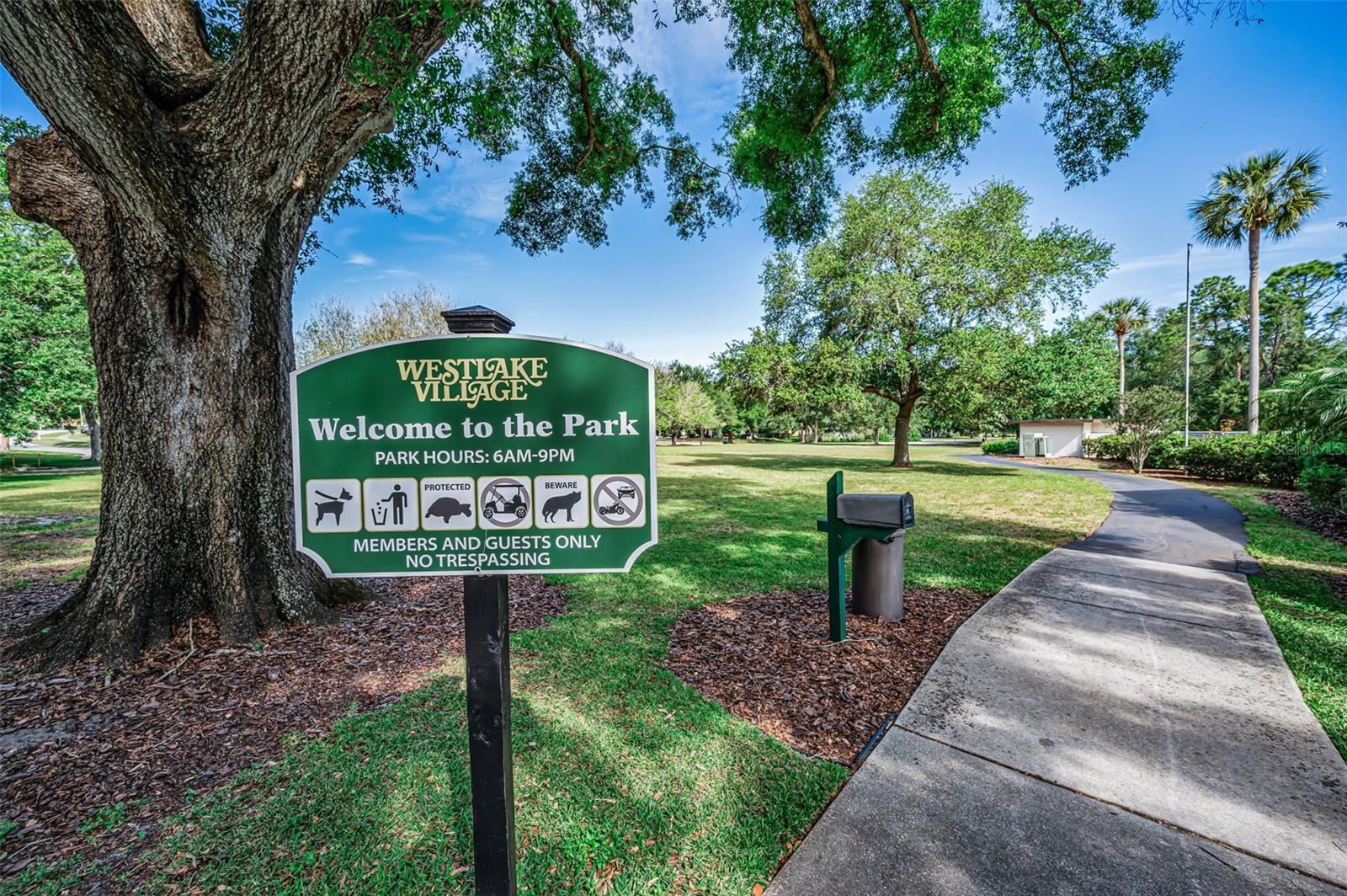 WESTLAKE VILLAGE PART REP OF BLK 8 - Residential