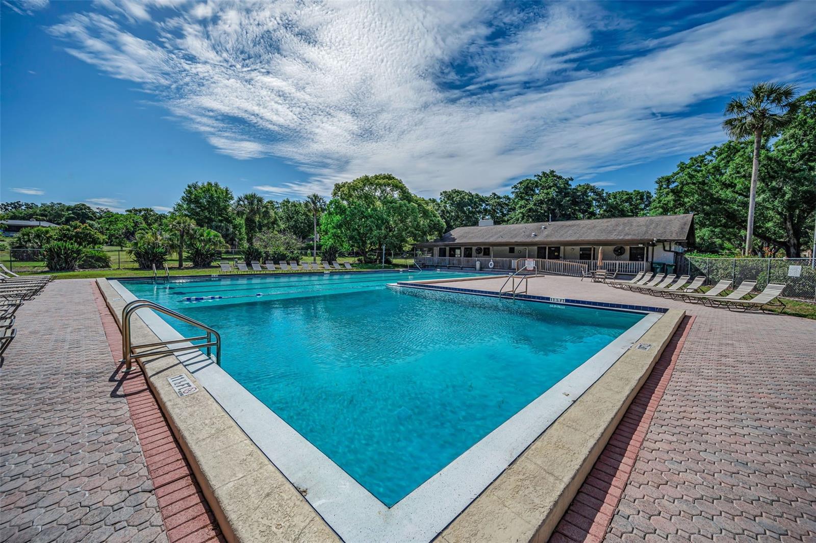 WESTLAKE VILLAGE PART REP OF BLK 8 - Residential