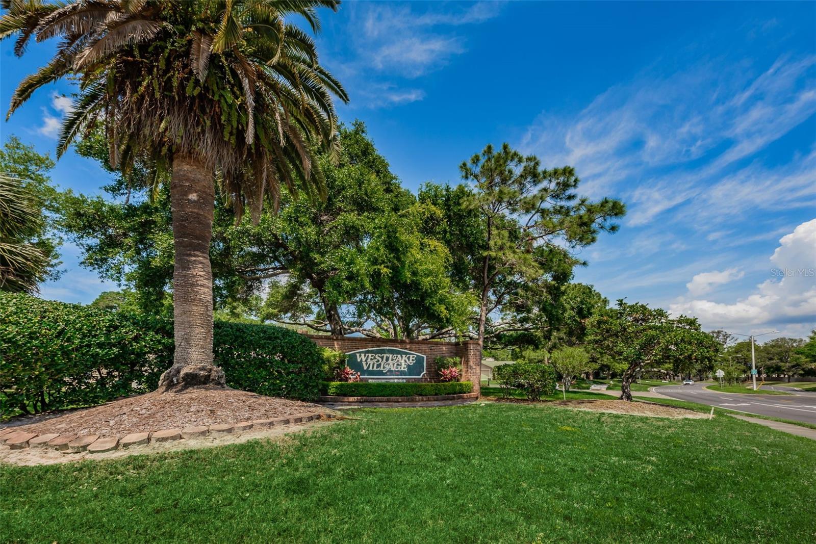 WESTLAKE VILLAGE PART REP OF BLK 8 - Residential