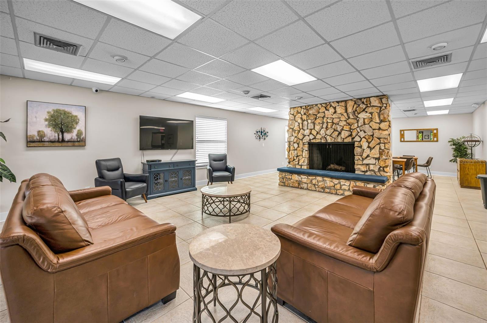 WESTLAKE VILLAGE PART REP OF BLK 8 - Residential