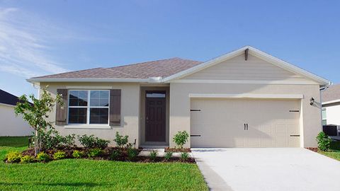 A home in LAKE ALFRED