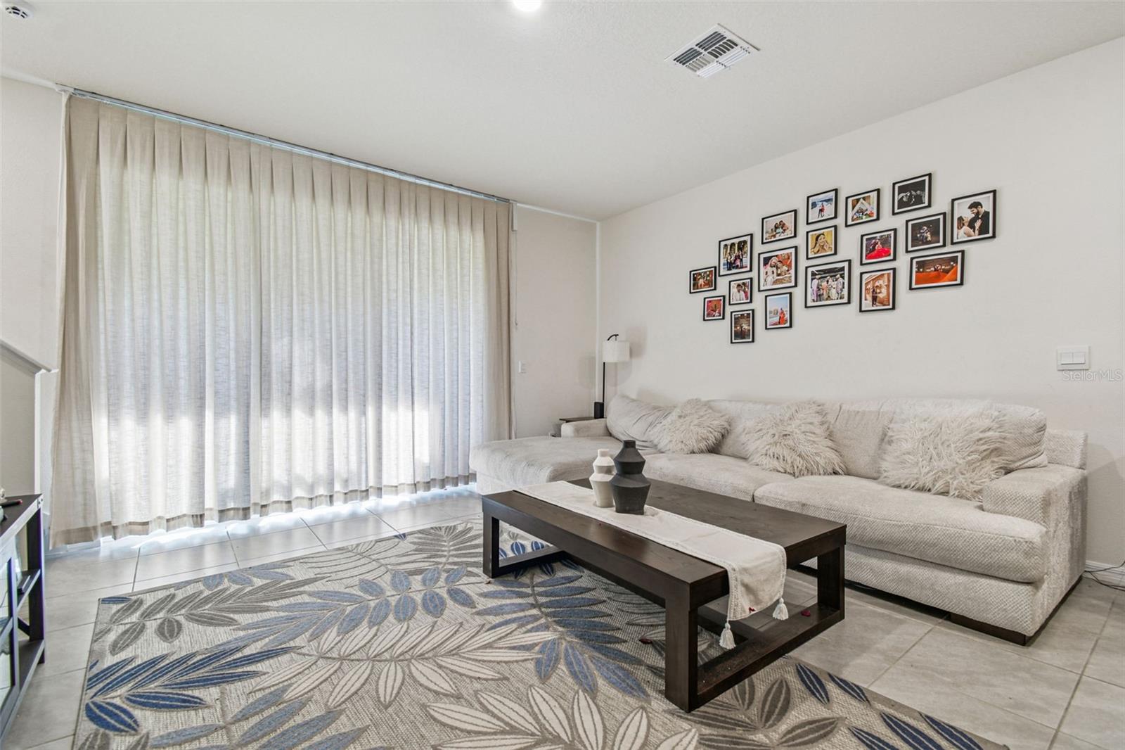 ANGELINE - Residential Lease