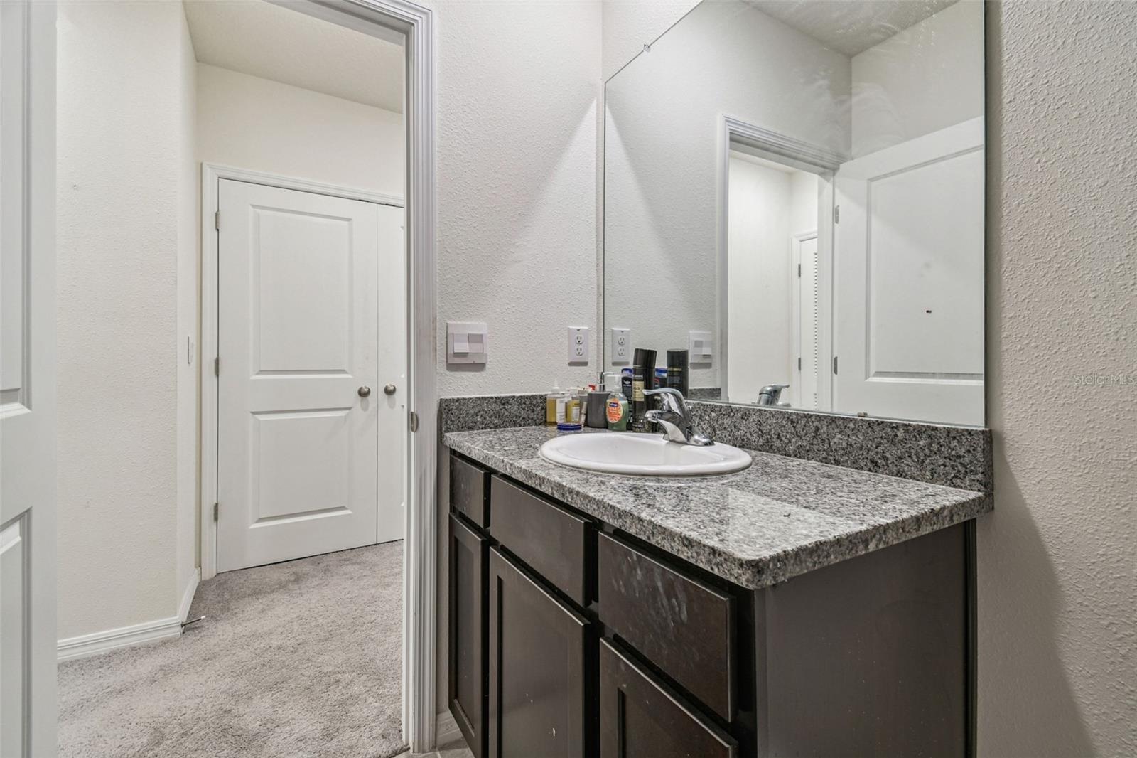 ANGELINE - Residential Lease