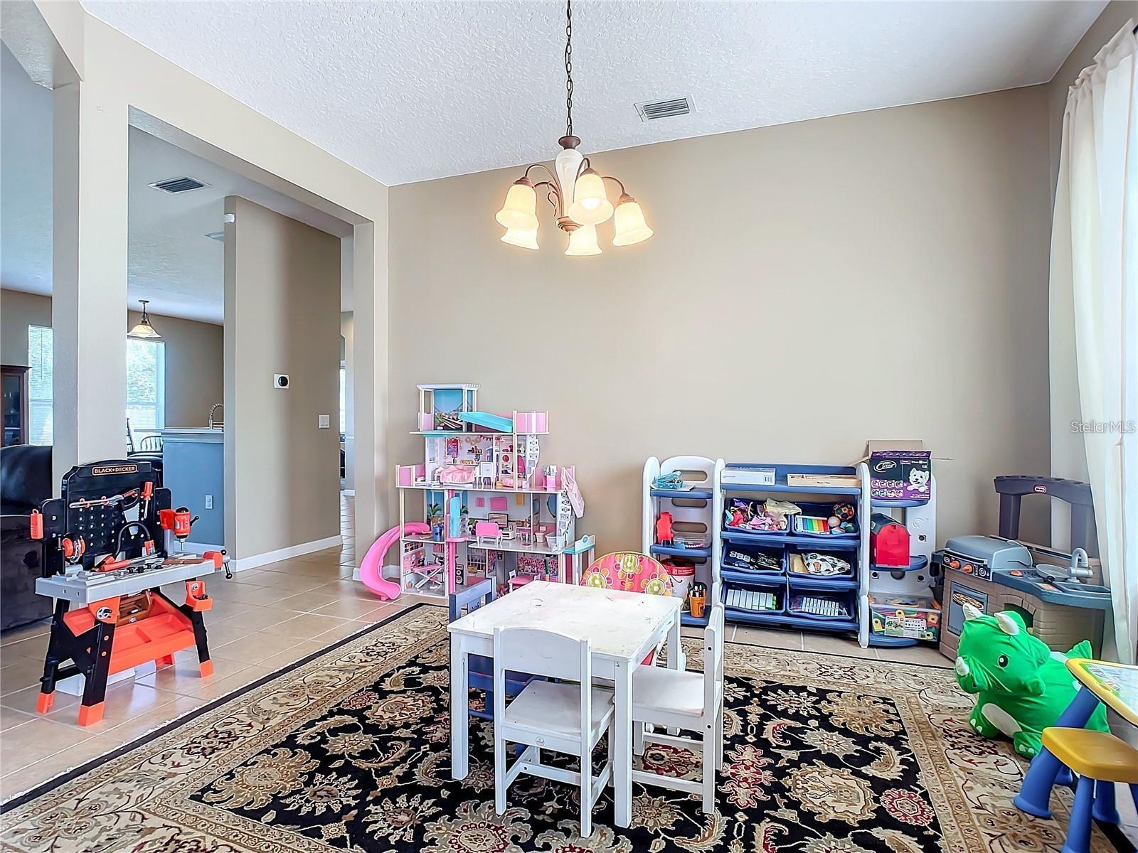 220 BLUE CRYSTAL DRIVE