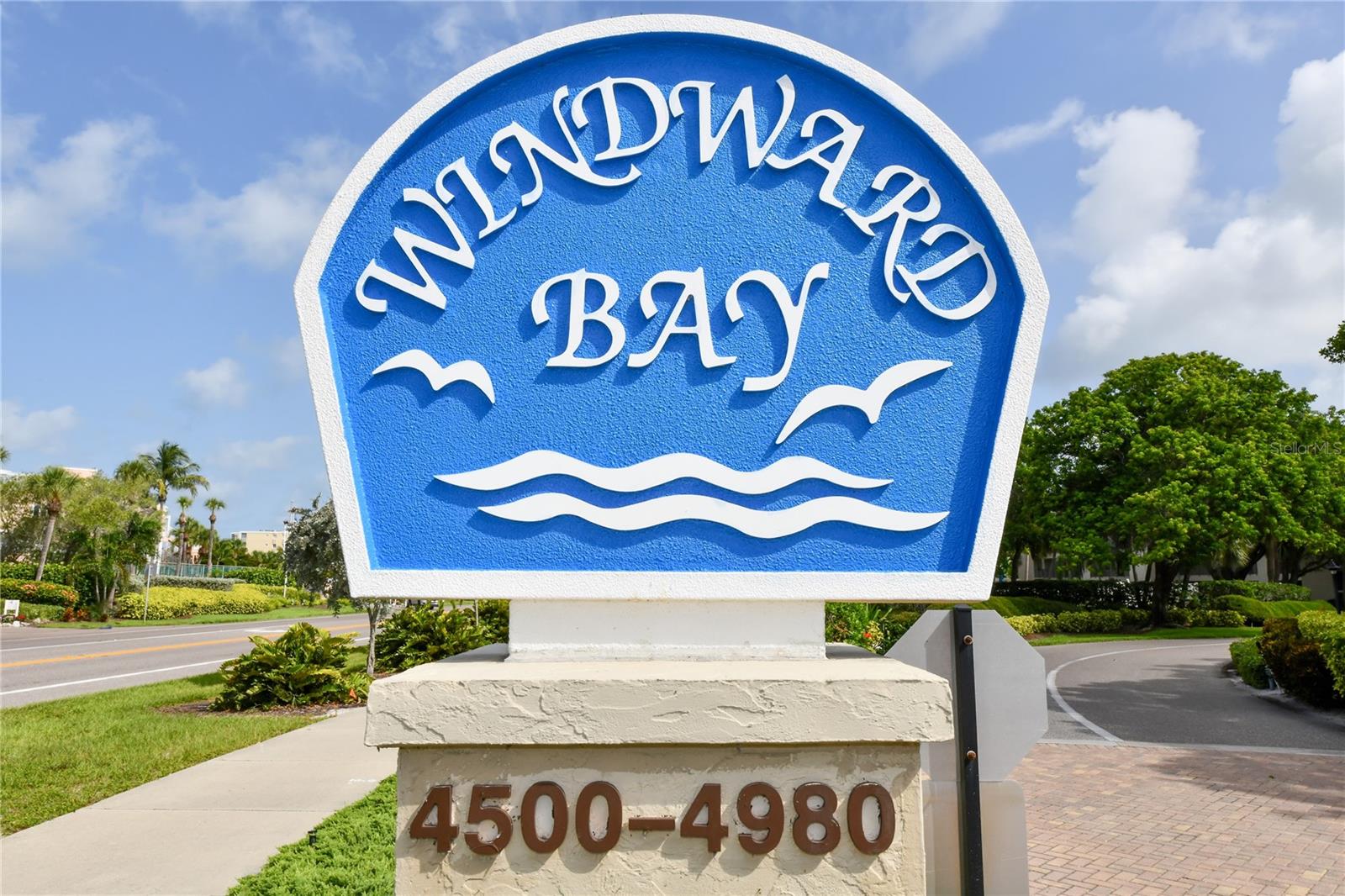 WINDWARD BAY AMD - Residential Lease