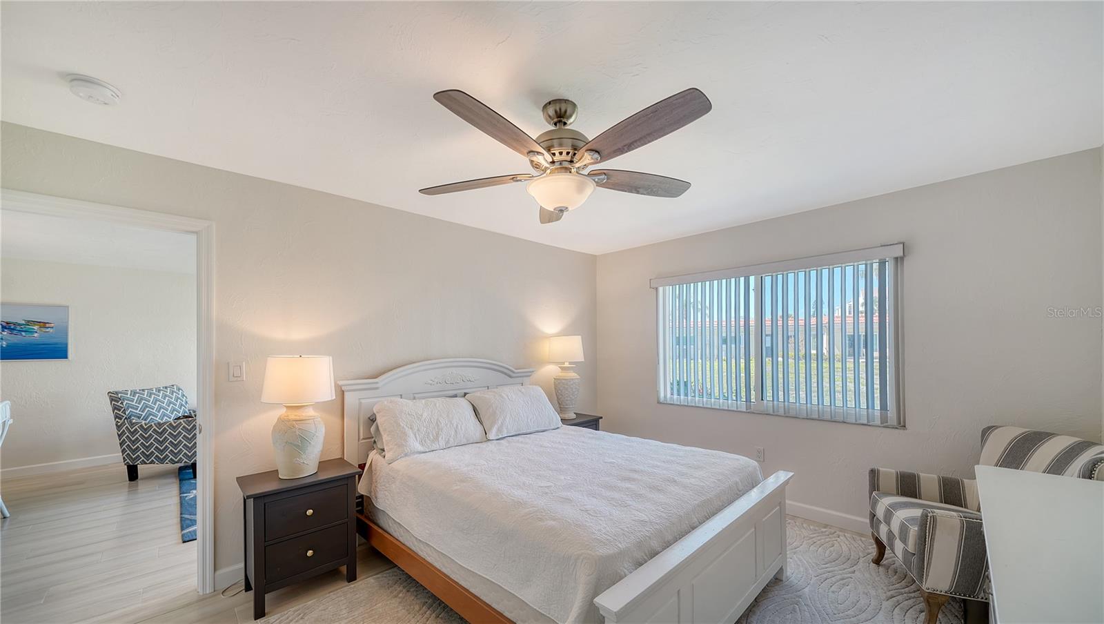 WINDWARD BAY AMD - Residential Lease