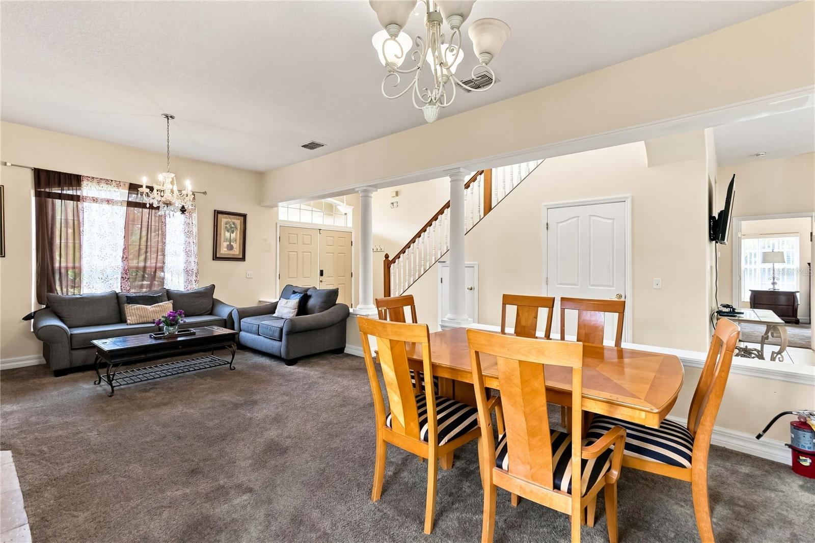 426 VISTA LOOP