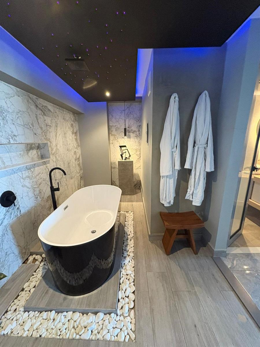 PLAZA 20 - Residential