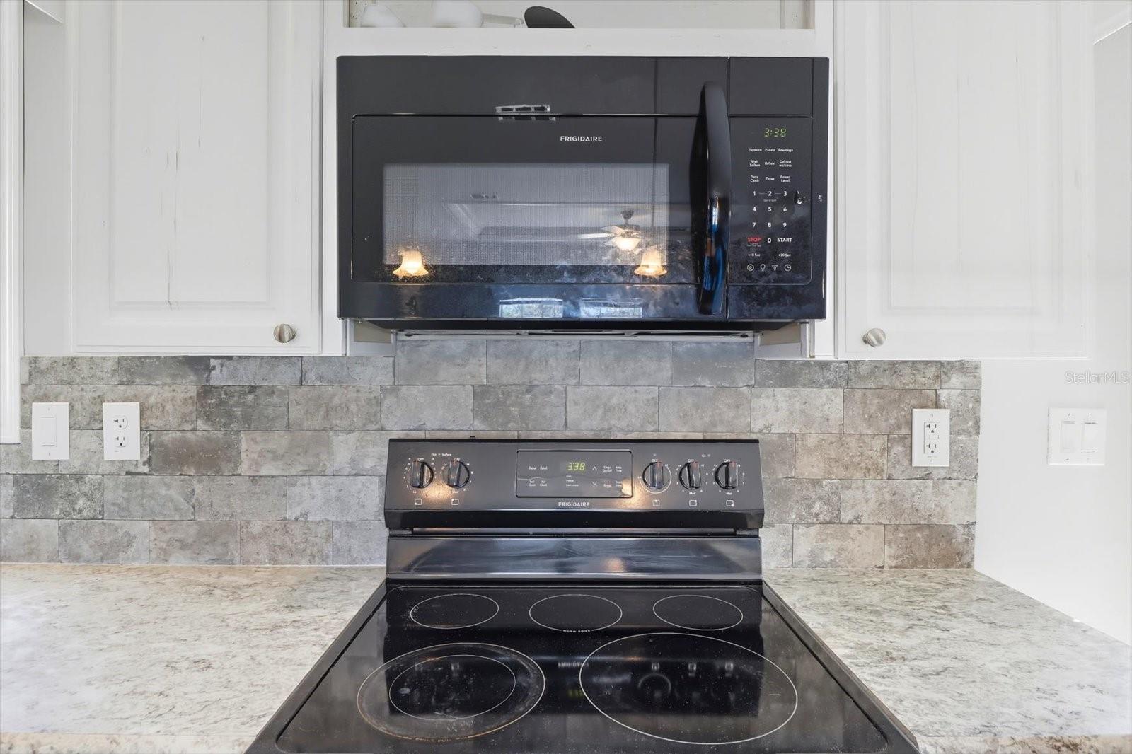 DERBY OAKS - Residential