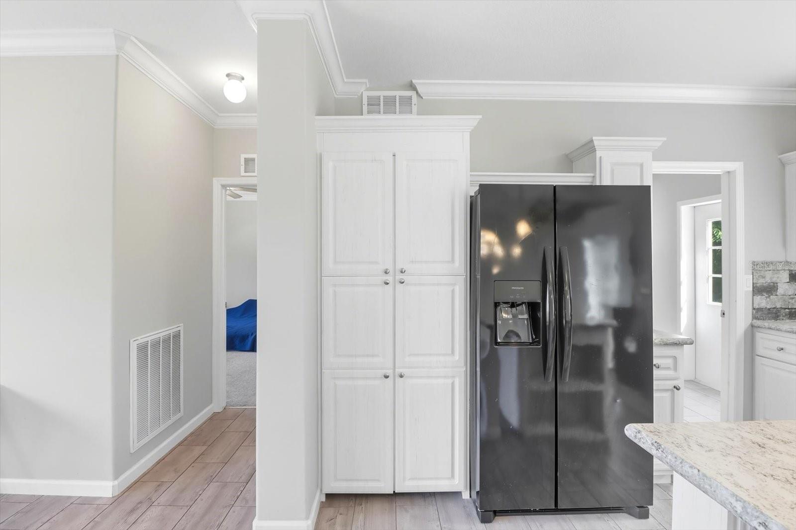 DERBY OAKS - Residential