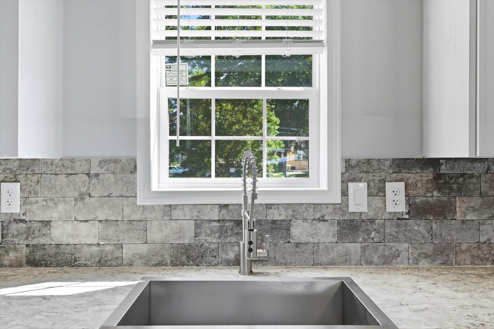 DERBY OAKS - Residential