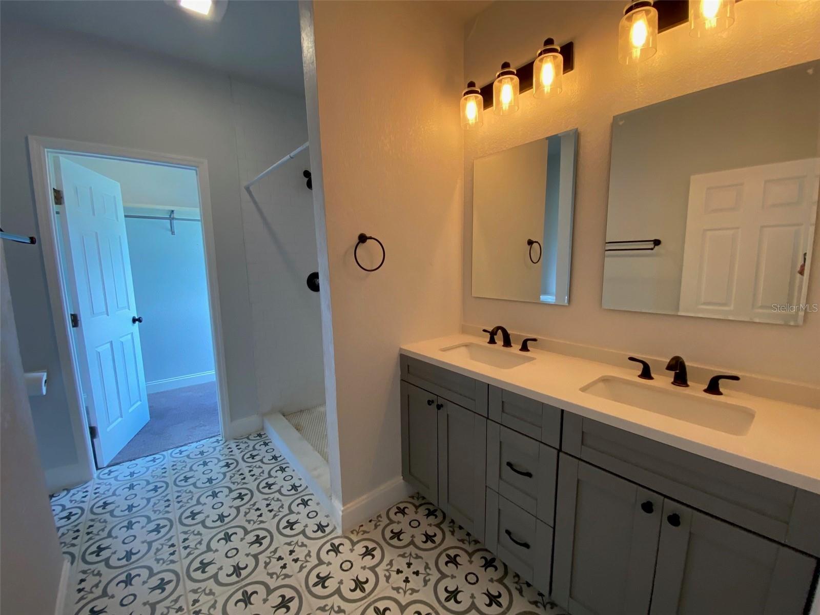 DEMAGGIO N PB 4 PG 89 - Residential Lease