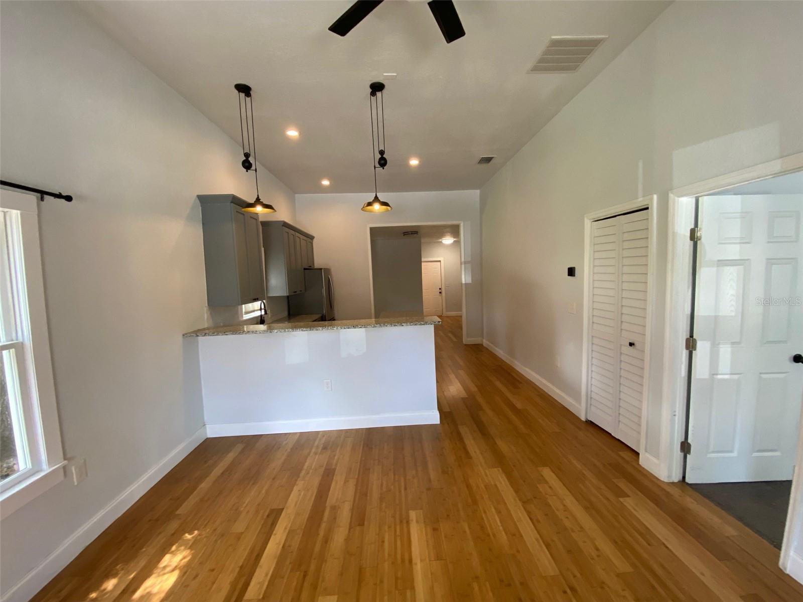 DEMAGGIO N PB 4 PG 89 - Residential Lease