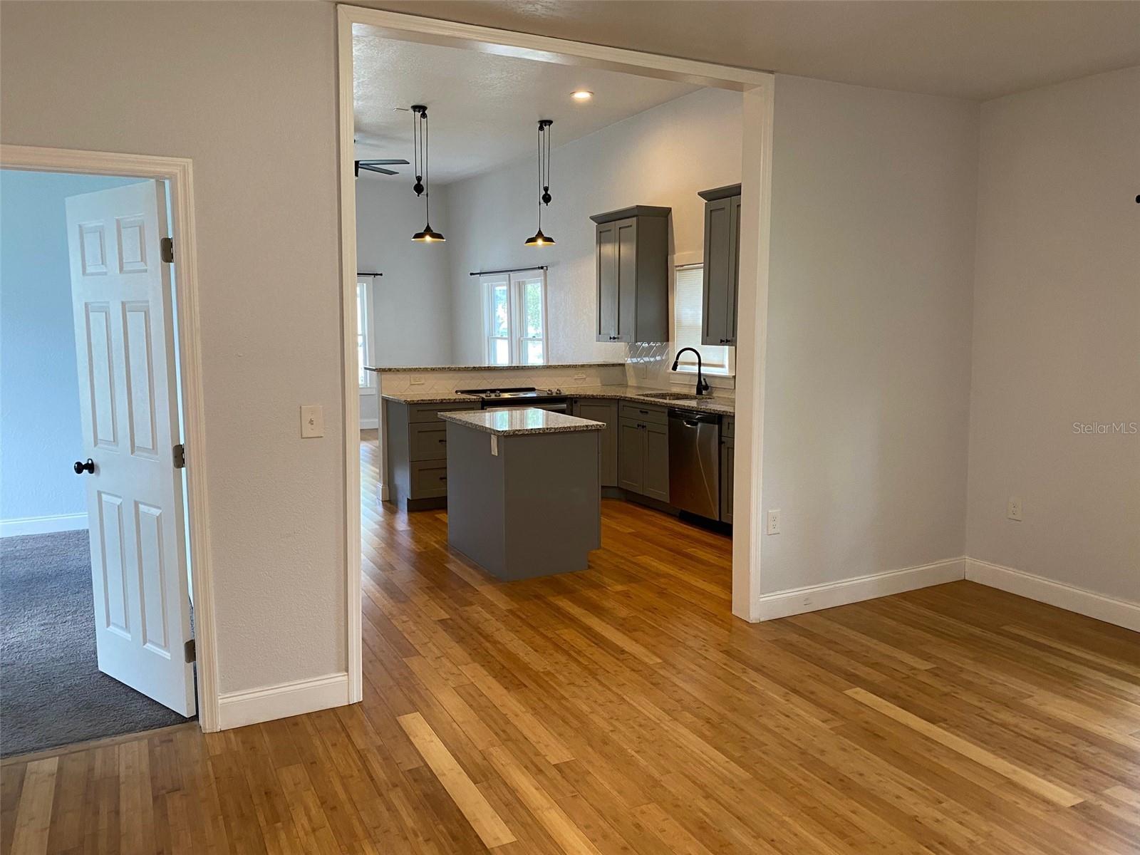 DEMAGGIO N PB 4 PG 89 - Residential Lease